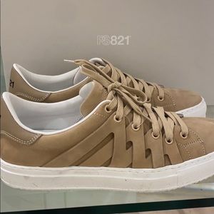 Luxury men’s sneakers